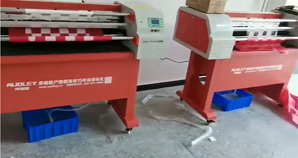 覆膜机
