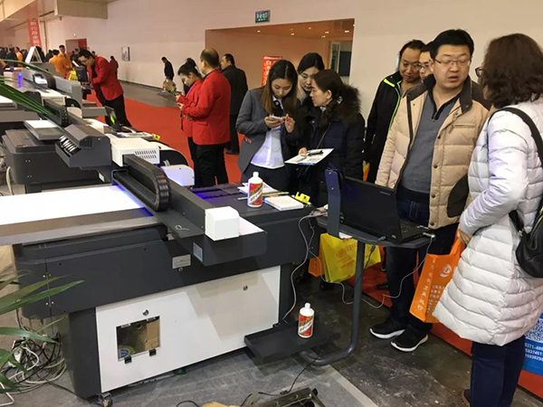 展会报道|2019郑州春季中原广告展，奥德利新款设备独领风骚